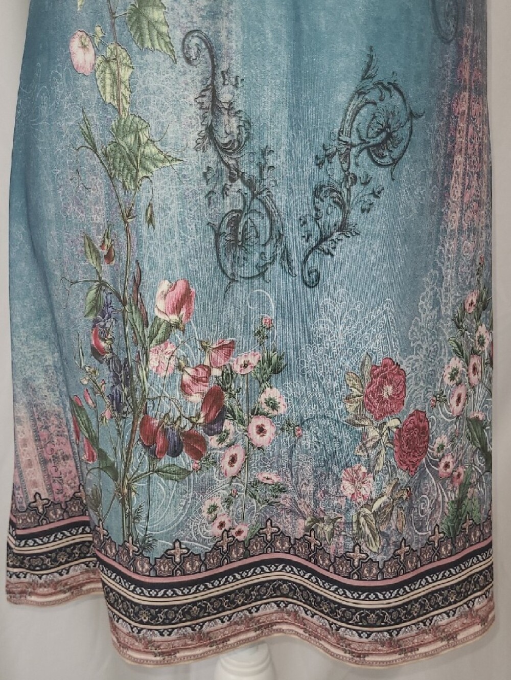 Boho Blue Floral Cold Shoulder V-Neck Summer Dress - Size MEDIUM - Picture 12 of 13
